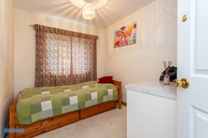 Bedroom- click for photo gallery